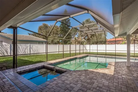 1811 Weatherstone Drive Safety Harbor FL 34695
