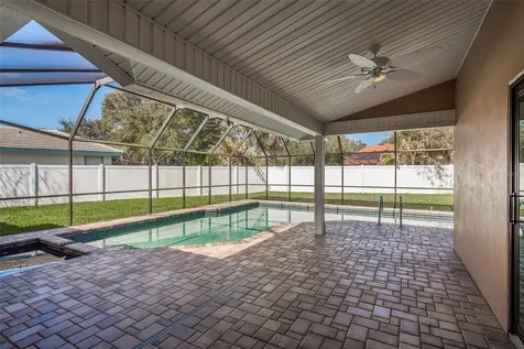 1811 Weatherstone Drive Safety Harbor FL 34695