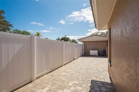 1811 Weatherstone Drive Safety Harbor FL 34695