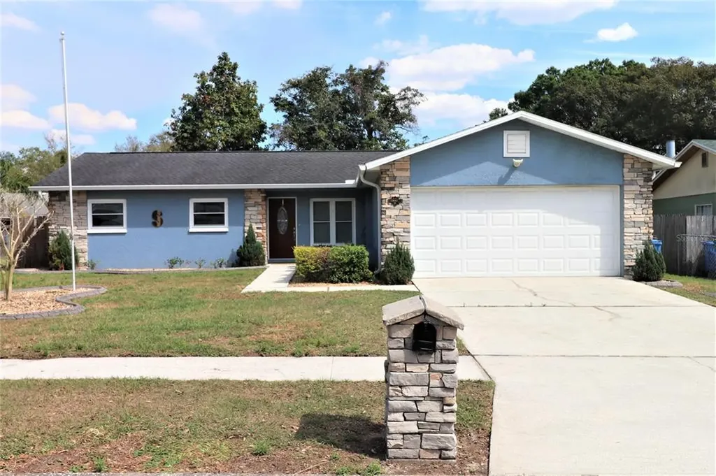 320 Brandywine Drive Valrico FL 33594