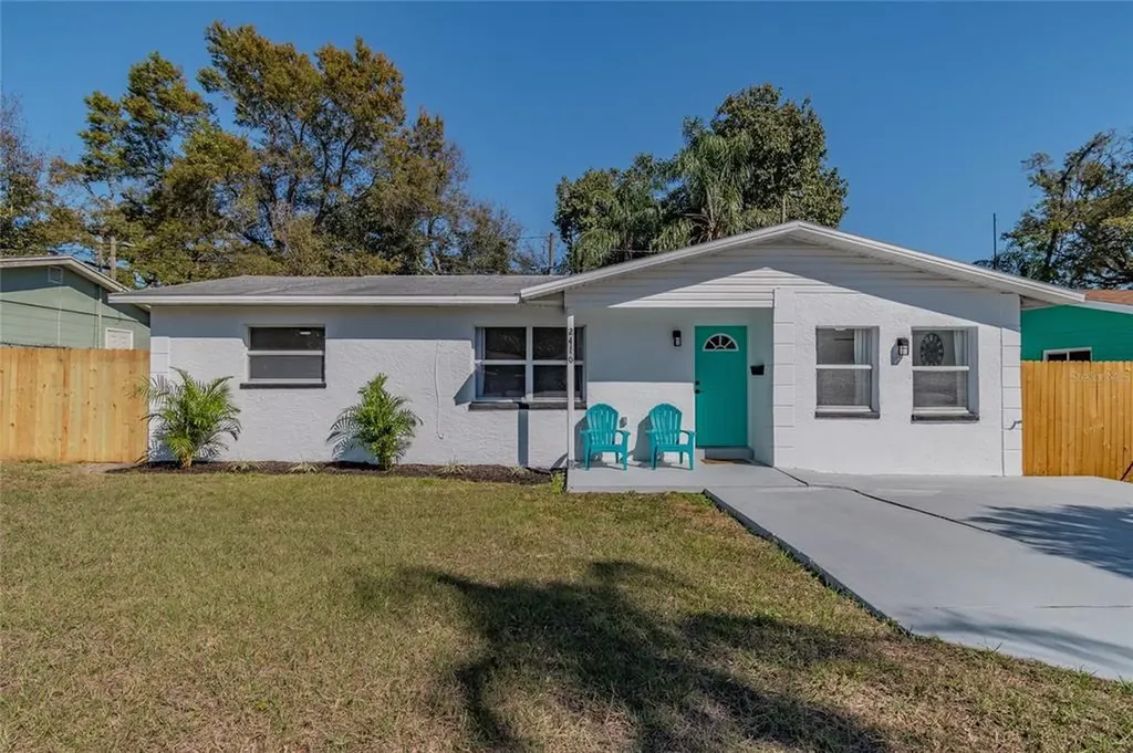 2410 17th Street S St Petersburg FL 33712