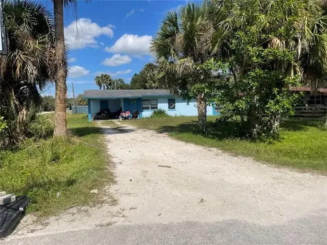 916 NW 11th Street Okeechobee FL 34972