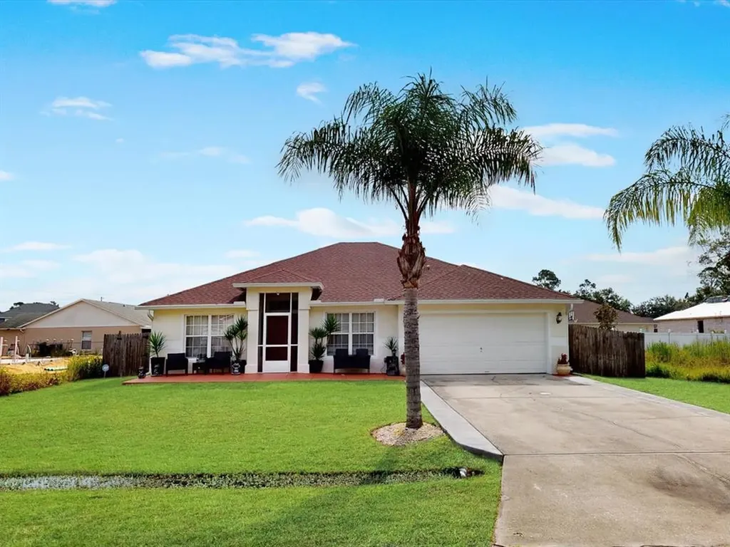 1448 Swan Court Kissimmee FL 34759
