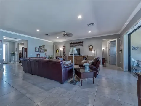 16915 Loudon Place Bradenton FL 34202