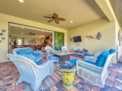 16915 Loudon Place Bradenton FL 34202
