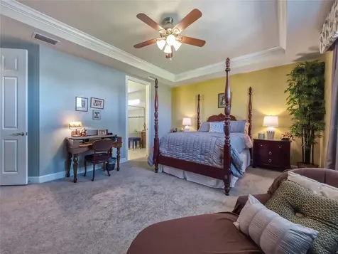 16915 Loudon Place Bradenton FL 34202