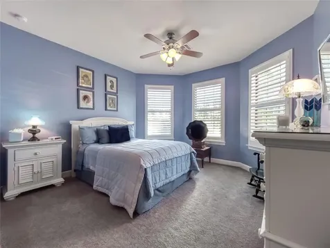 16915 Loudon Place Bradenton FL 34202