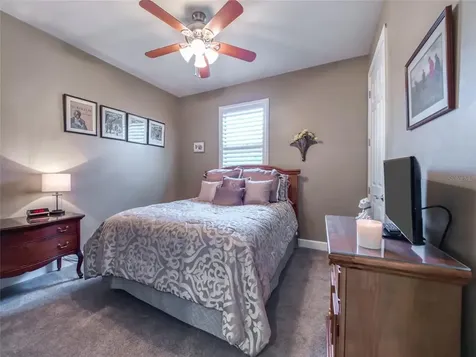 16915 Loudon Place Bradenton FL 34202