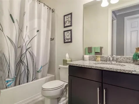 16915 Loudon Place Bradenton FL 34202