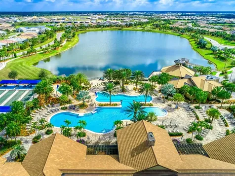 16915 Loudon Place Bradenton FL 34202