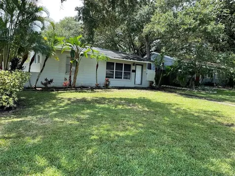 1118 48th Avenue N St Petersburg FL 33703