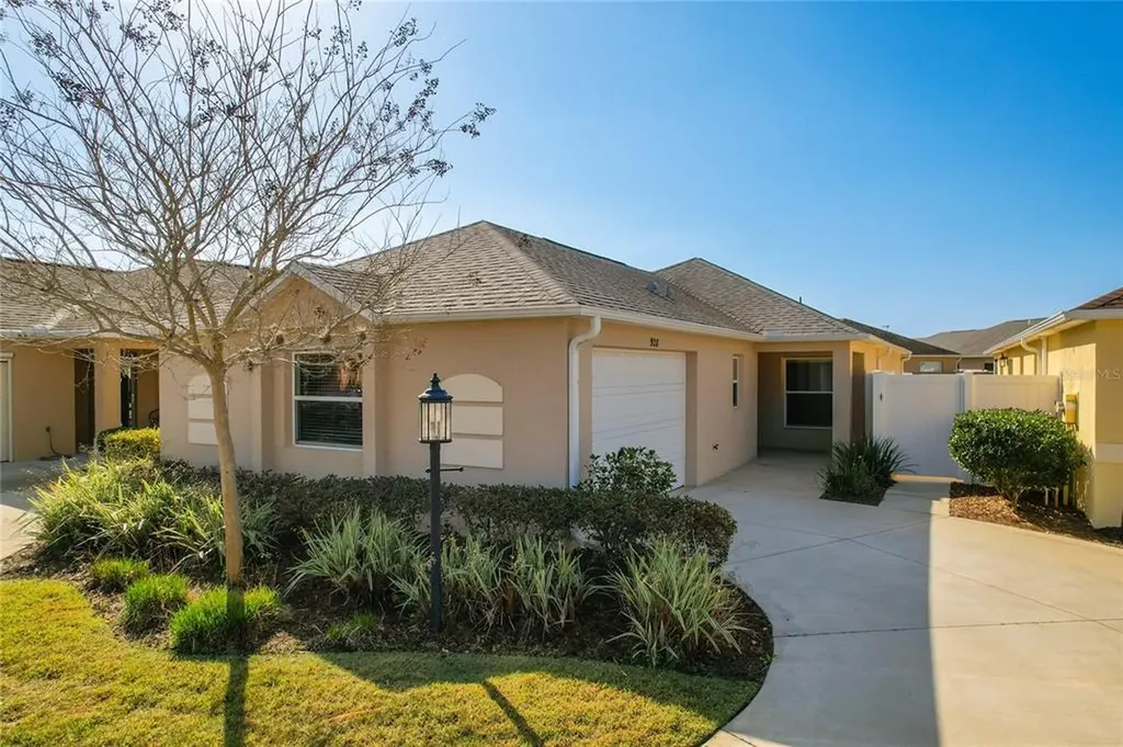928 Nuthatch Avenue The Villages FL 32163