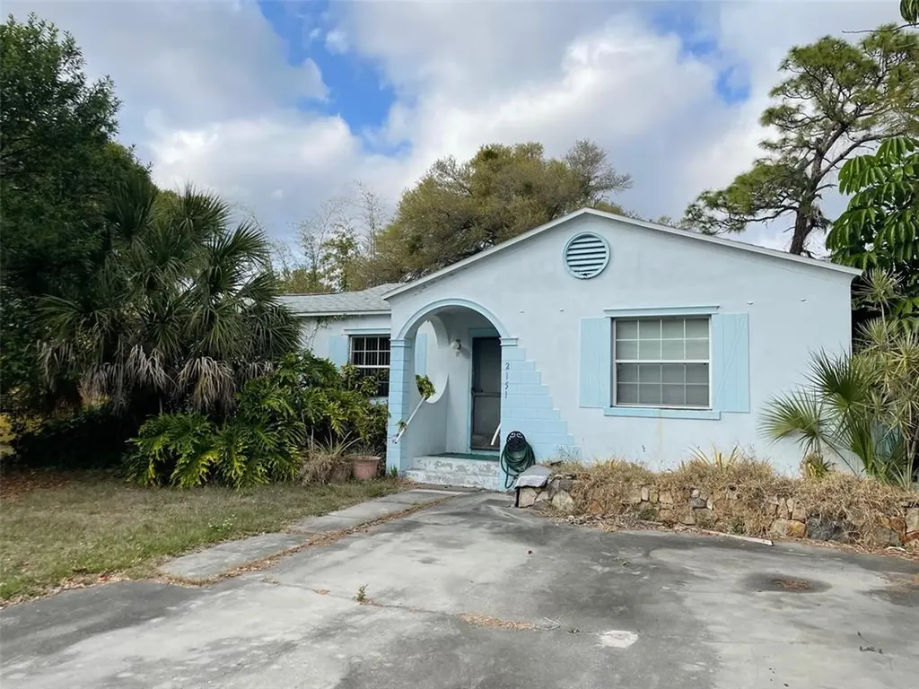 2151 23rd Avenue N St Petersburg FL 33713