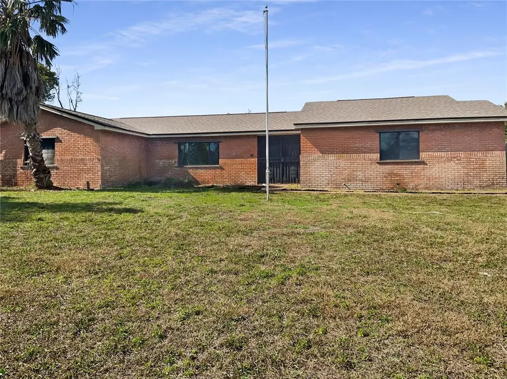 790 E Lehigh Drive Deltona FL 32738