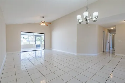 1019 Apopka Woods Lane Orlando FL 32824