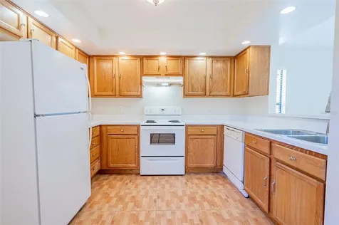 1019 Apopka Woods Lane Orlando FL 32824