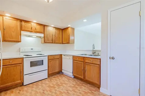 1019 Apopka Woods Lane Orlando FL 32824