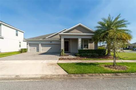 4670 Fairy Tale Circle Kissimmee FL 34746