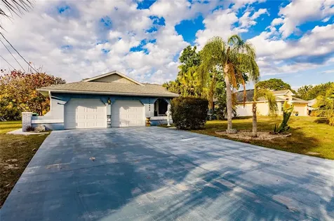 10094 Charlemont Avenue Englewood FL 34224