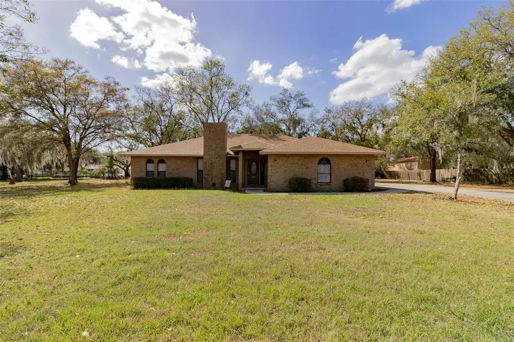 6829 Pinetree Lane W Lakeland FL 33811