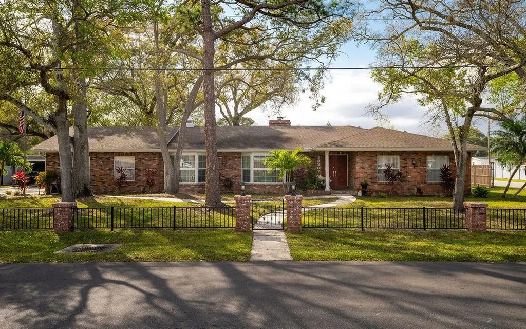 7920 43rd Street N Pinellas Park FL 33781