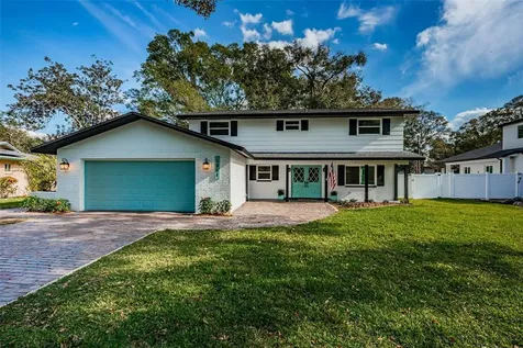 1851 Almeria Way S St Petersburg FL 33712