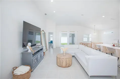 649 Persian Drive Haines City FL 33844