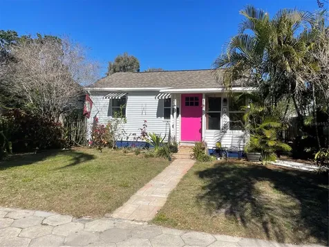 4221 Burlington Avenue N St Petersburg FL 33713