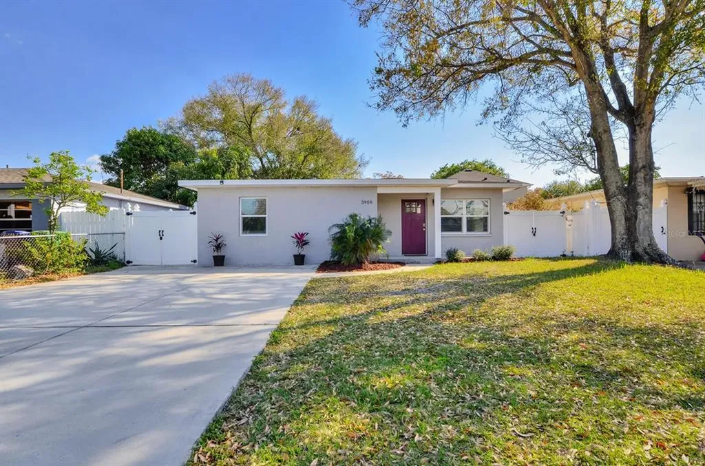 3906 W Lemon Street Tampa FL 33609