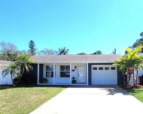 1726 Mississippi Avenue NE St Petersburg FL 33703