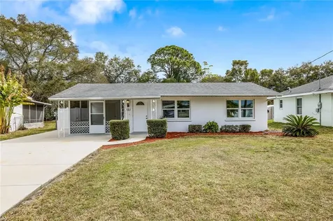221 Parkland Avenue Sarasota FL 34232