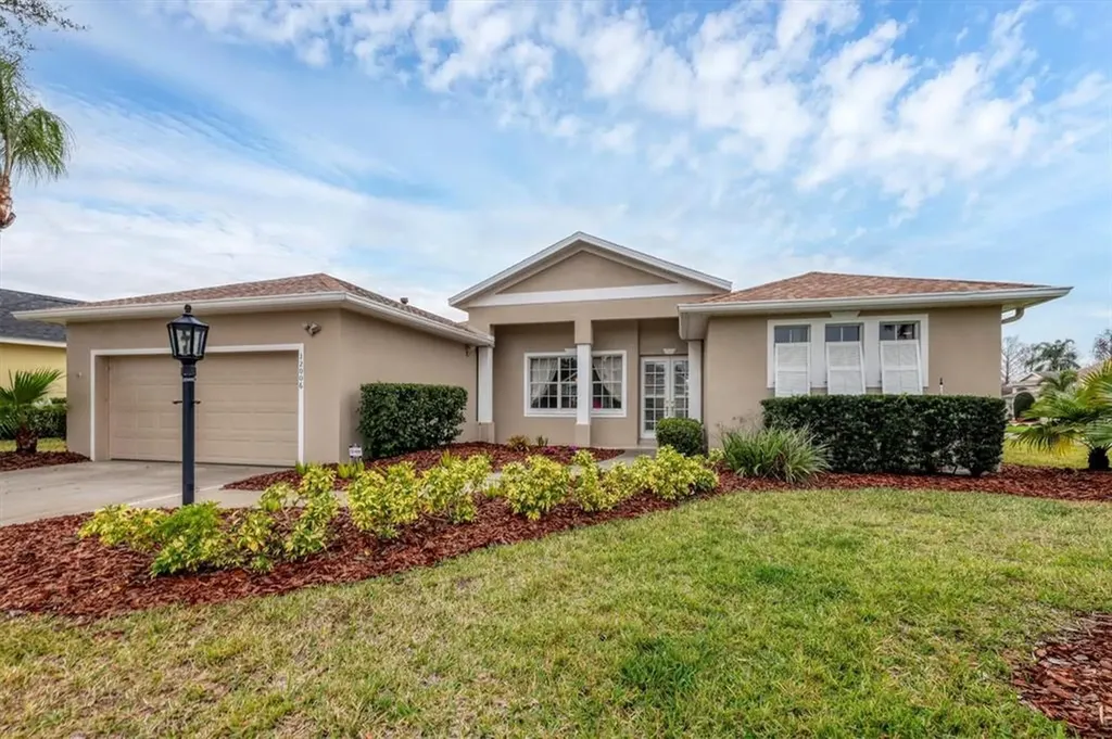 12006 Beeflower Drive Lakewood Ranch FL 34202