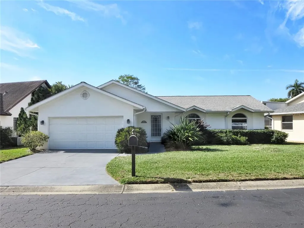 4927 32nd Avenue Drive W Bradenton FL 34209