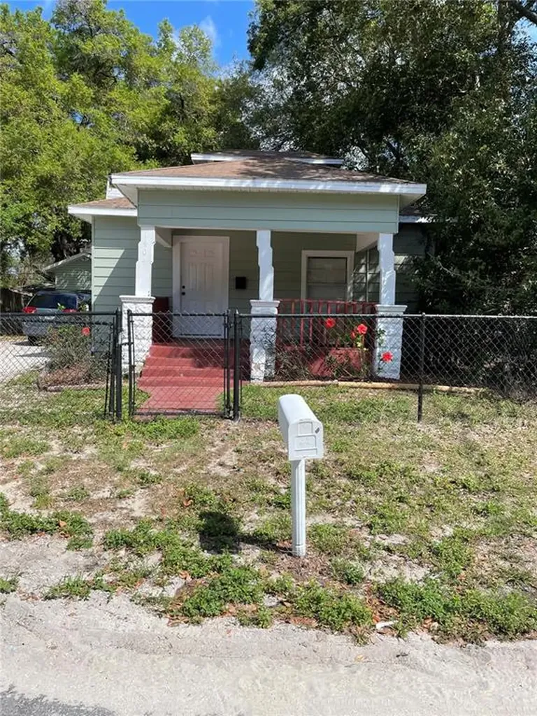 1404 E Palifox Street Tampa FL 33603