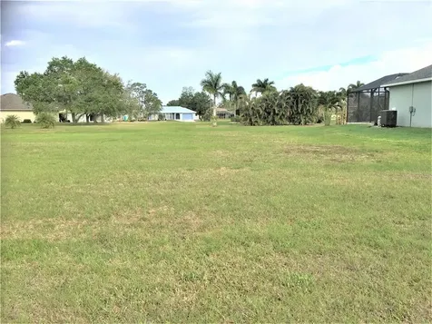 7336 N Seagrape Road Punta Gorda FL 33955