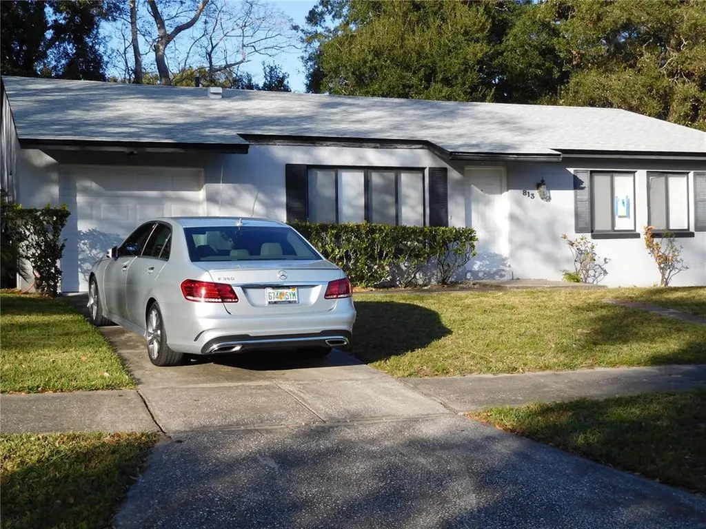 813 Borde Del Camino Drive Altamonte Springs FL 32714