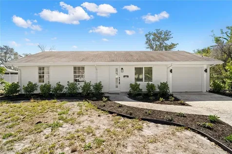 1110 Asturia Way S St Petersburg FL 33705