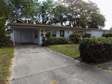 2215 19th Street E Bradenton FL 34208