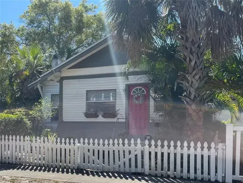 440 10th Avenue N St Petersburg FL 33701