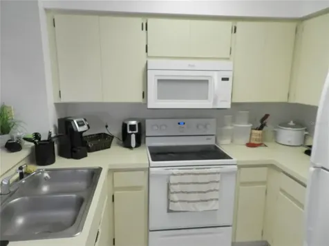 2803 Thaxton Drive Palm Harbor FL 34684