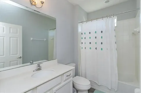 1184 Merion Drive Mount Dora FL 32757