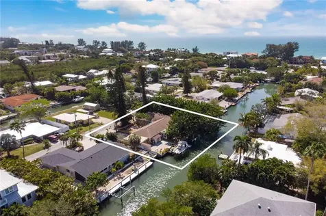 551 De Narvaez Drive Longboat Key FL 34228