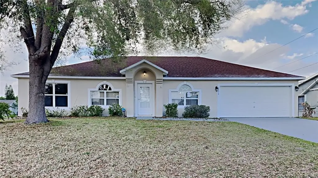1879 Parrsboro Street NW Palm Bay FL 32907