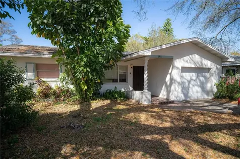 6457 41st Avenue N St Petersburg FL 33709