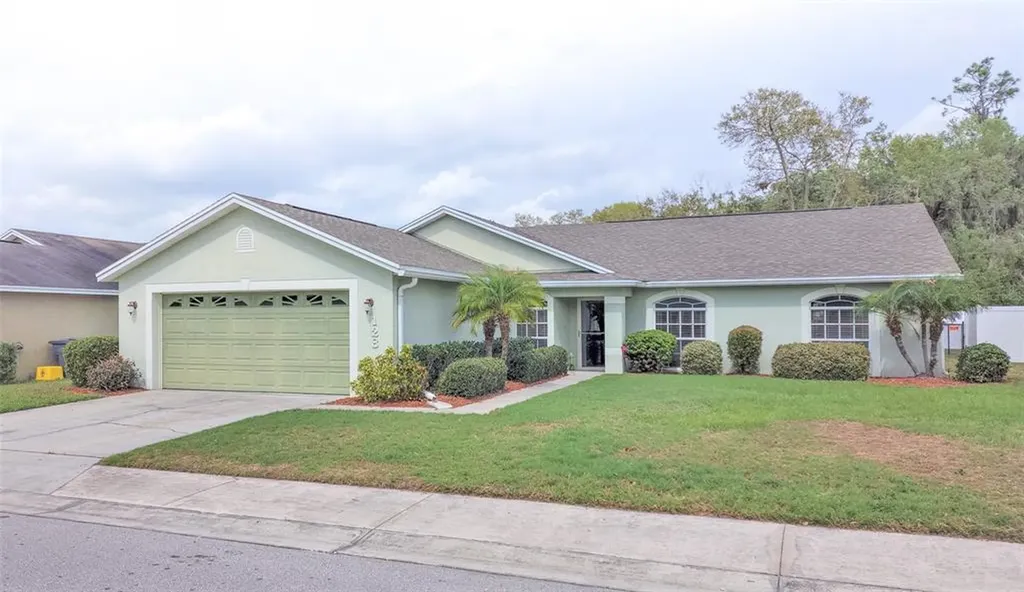 128 Seven Oaks Drive Mulberry FL 33860