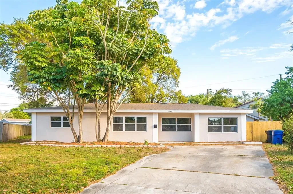 8441 7th Way N St Petersburg FL 33702