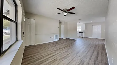 9014 108th Avenue Seminole FL 33777