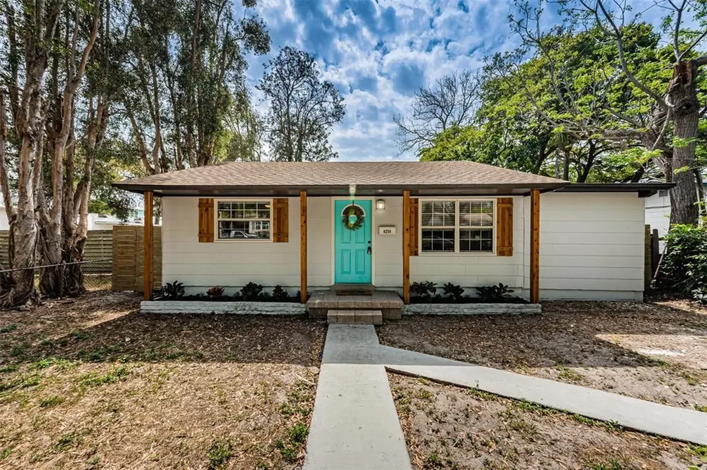 6256 3rd Avenue S St Petersburg FL 33707