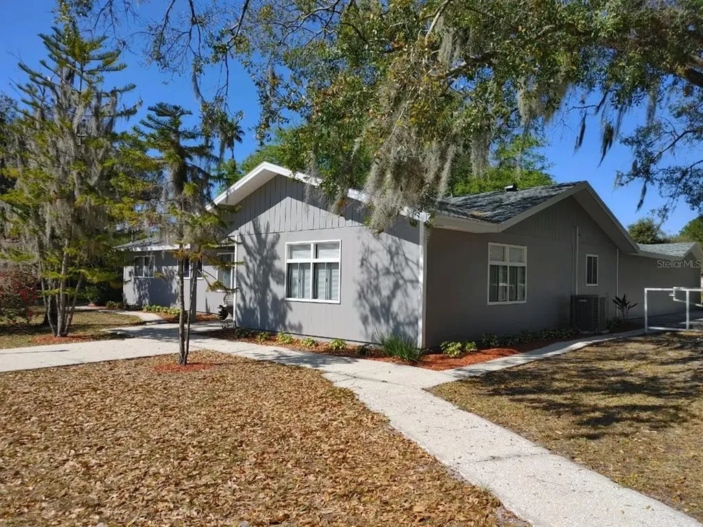 1104 Charlie Griffin Road Plant City FL 33566
