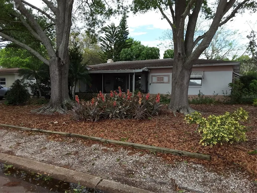 4429 32nd Terrace N St Petersburg FL 33713